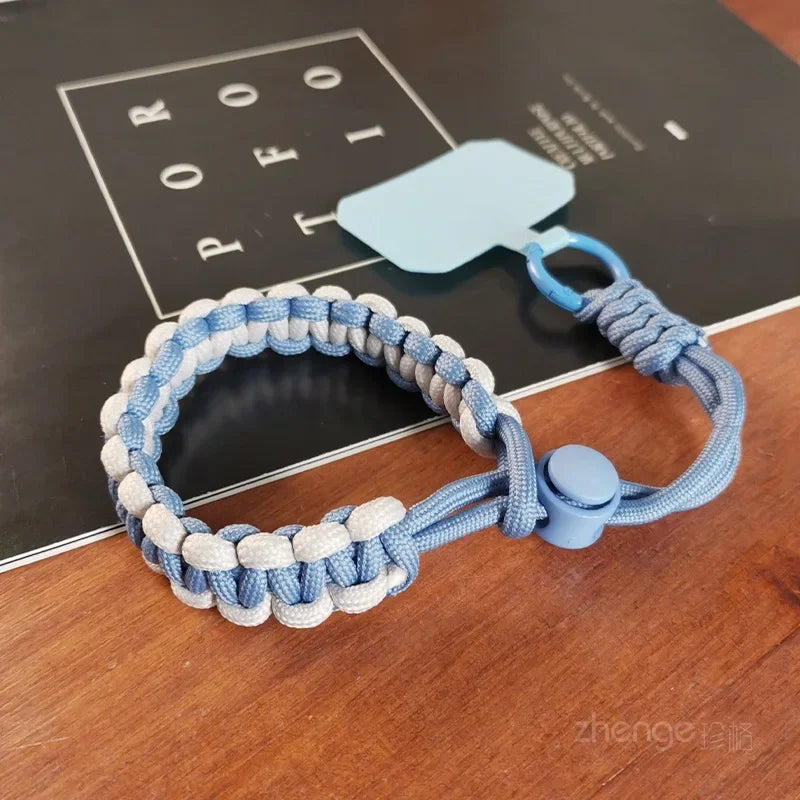 Lanière tissé a la main avec dragonne ajustable