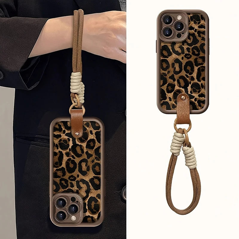 Coque Léopard Luxe avec Bracelet – Style, Confort & Sécurité