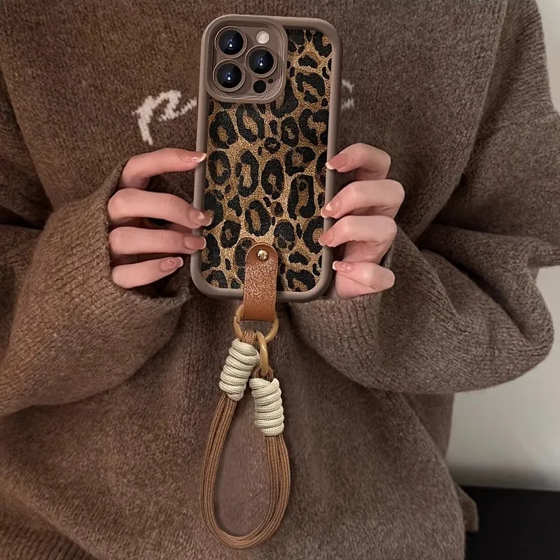 Coque Léopard Luxe avec Bracelet – Style, Confort & Sécurité
